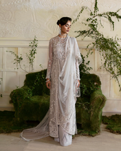 Load image into Gallery viewer, SUFFUSE  | FREESIA 23 | AMBER