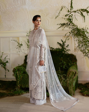 Load image into Gallery viewer, SUFFUSE  | FREESIA 23 | AMBER