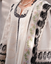 Load image into Gallery viewer, SUFFUSE  | SUMMER PRET 24 | AFSANNEH