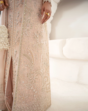 Load image into Gallery viewer, SUFFUSE  | FREESHIA 24 | JANAN