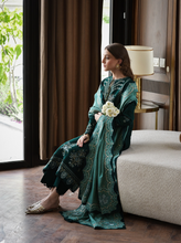 Load image into Gallery viewer, ZAIB | LUXURY KARANDI | EMERALD GREEN