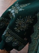 Load image into Gallery viewer, ZAIB | LUXURY KARANDI | EMERALD GREEN