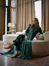 Load image into Gallery viewer, ZAIB | LUXURY KARANDI | EMERALD GREEN