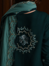 Load image into Gallery viewer, ZAIB | LUXURY KARANDI | EMERALD GREEN