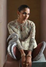 Load image into Gallery viewer, SORAYA | LUMENE FESTIVE EDIT 26 | NOVARA