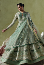 Load image into Gallery viewer, SORAYA | LUMENE FESTIVE EDIT 26 | LIRIEN