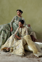 Load image into Gallery viewer, SORAYA | LUMENE FESTIVE EDIT 26 | LIORA