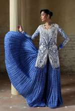 Load image into Gallery viewer, SORAYA | LUMENE FESTIVE EDIT 26 | EVADIA