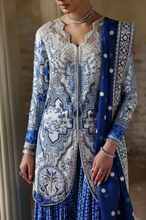 Load image into Gallery viewer, SORAYA | LUMENE FESTIVE EDIT 26 | EVADIA