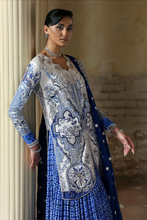 Load image into Gallery viewer, SORAYA | LUMENE FESTIVE EDIT 26 | EVADIA