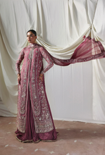 Load image into Gallery viewer, SORAYA | LUMENE FESTIVE EDIT 26 | ISOLDE