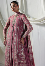 Load image into Gallery viewer, SORAYA | LUMENE FESTIVE EDIT 26 | ISOLDE