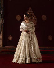 Load image into Gallery viewer, SAAD BIN SHAHZAD | KARI-ROS 25 | ASHFI