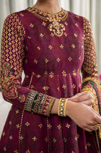 BAROQUE | CHANTELLE EMBROIDERED 24 | 03