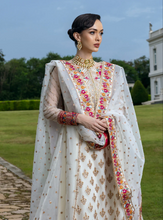 Load image into Gallery viewer, ZAINAB CHOTTANI | WEDDING FESTIVE 24 | TRESOR