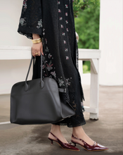 Load image into Gallery viewer, SUFFUSE  | FALL PRET 24 | NEESHA