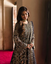 Load image into Gallery viewer, KANWAL MALIK | MAAHI 24 | ZAIB