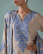 Load image into Gallery viewer, ZAIB | KARANDI | ICY BEIGE