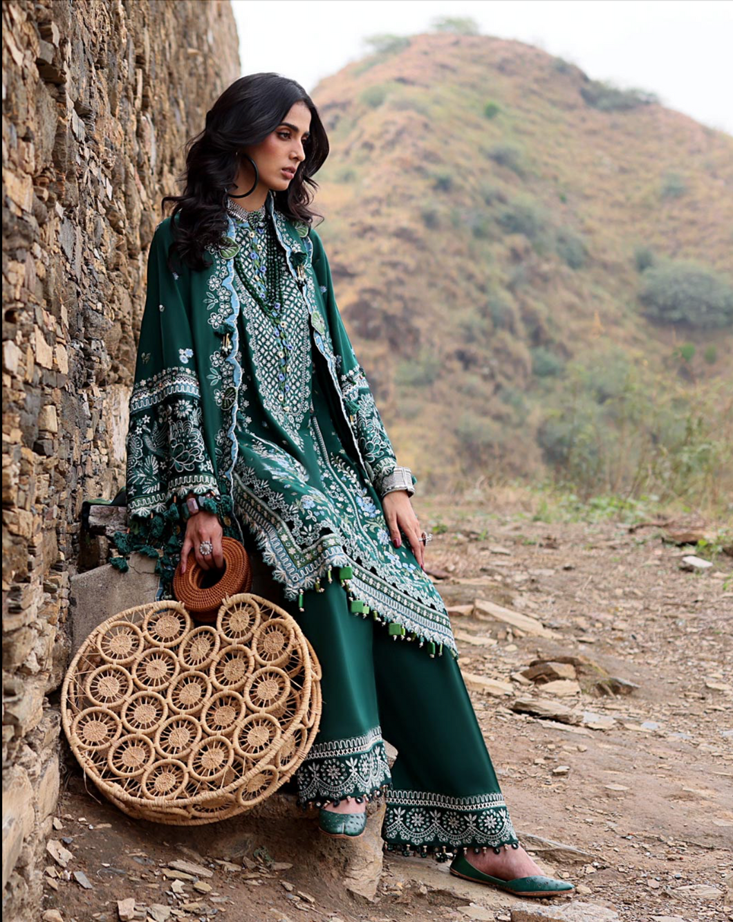 ELAN | WINTER 24 | EVANIA