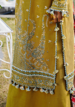 Load image into Gallery viewer, HUSSAIN REHAR | WINTER SHAWL 24 | SEHR