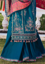 Load image into Gallery viewer, HUSSAIN REHAR | WINTER SHAWL 24 | JAMIL