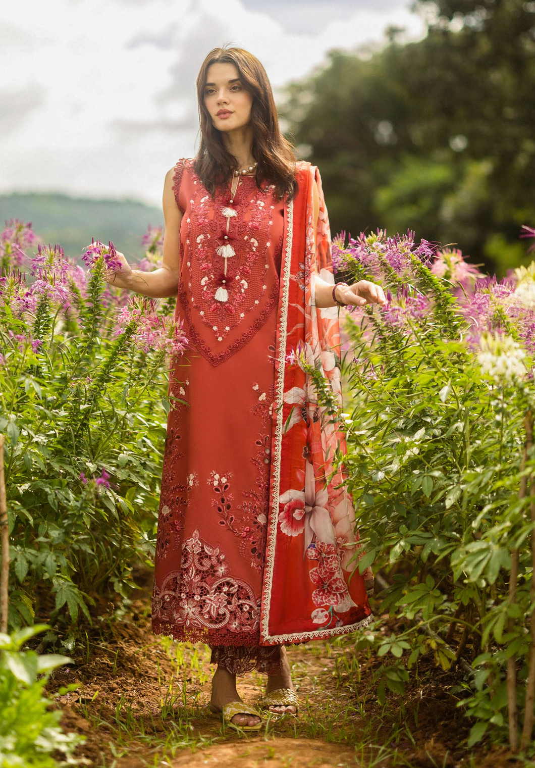 MUSHQ | SECRET GARDEN HEMLINE 25 | DEWDROP GARDEN