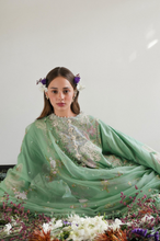 Load image into Gallery viewer, SANA SAFINAZ | LUXURY LAWN 25  | 8A
