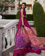 Load image into Gallery viewer, FARAH TALIB AZIZ | WES LAWN 25 | BETTY BERRY