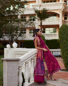 FARAH TALIB AZIZ | WES LAWN 25 | BETTY BERRY