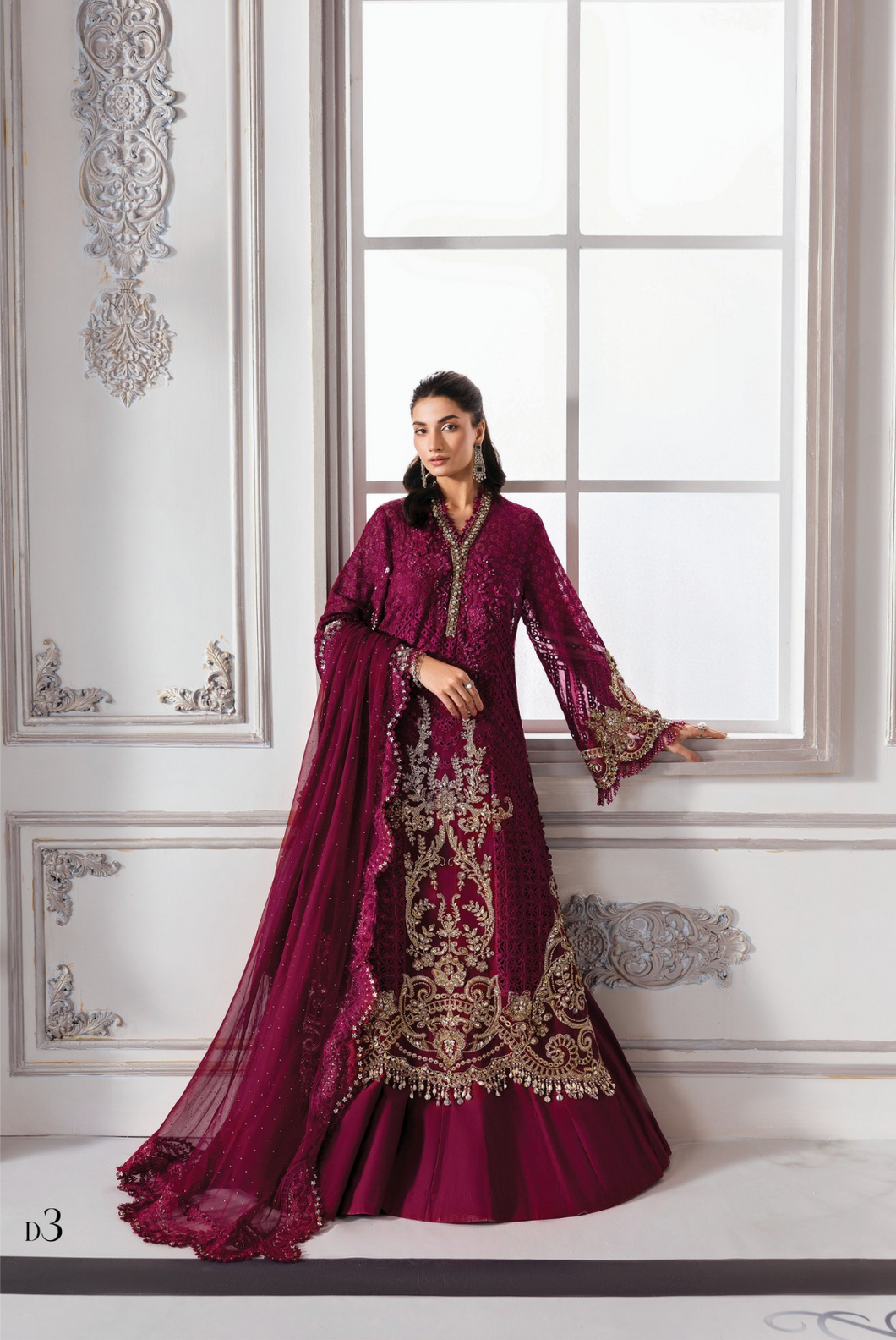 MARIA B  | MBROIDERED 25 | BD-3003