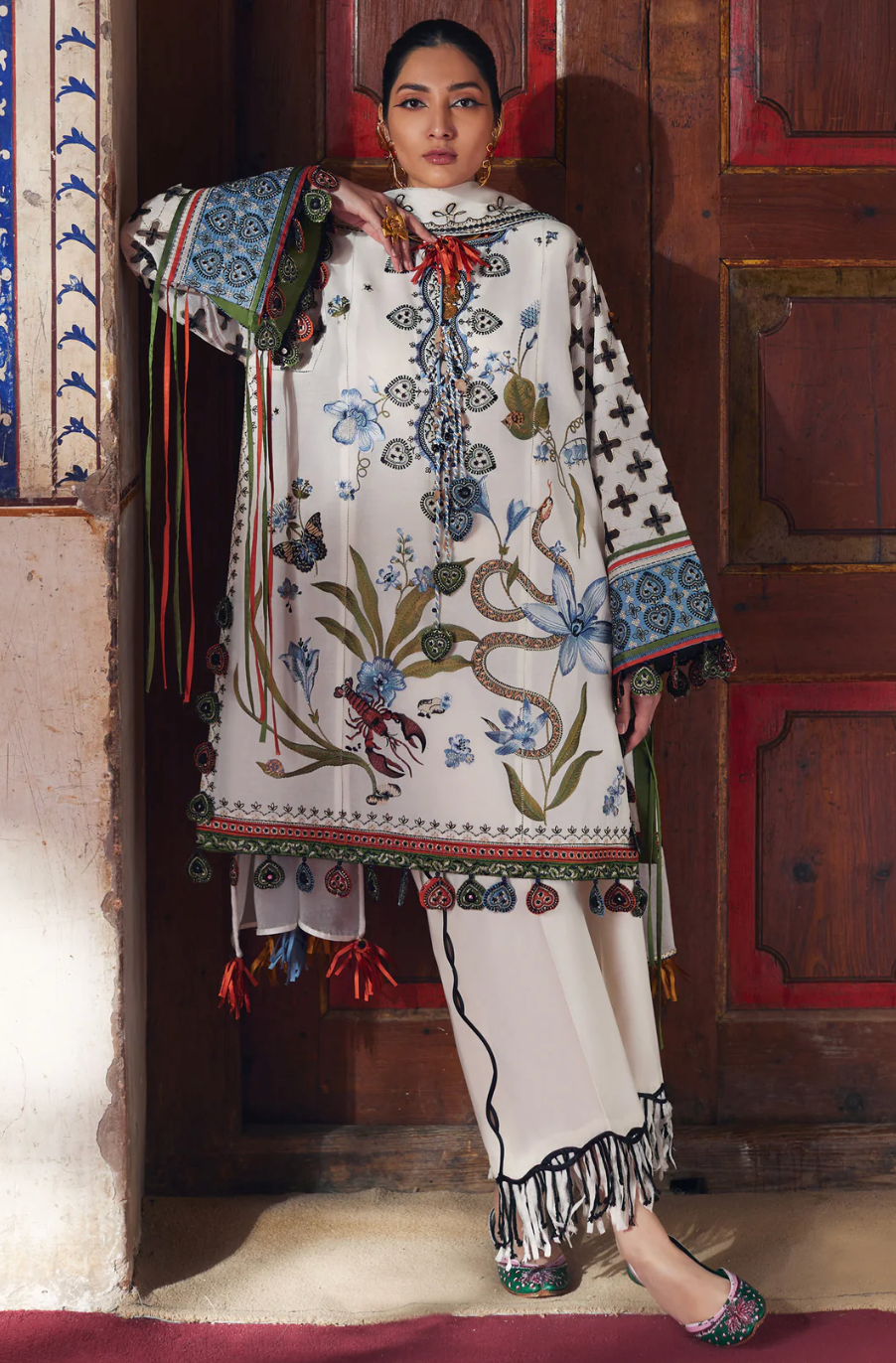 ELAN | LAWN 25 | AZUREH