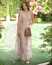 Load image into Gallery viewer, NOOR  | LUXURY SCHIFFLI LASERKARI | MINK