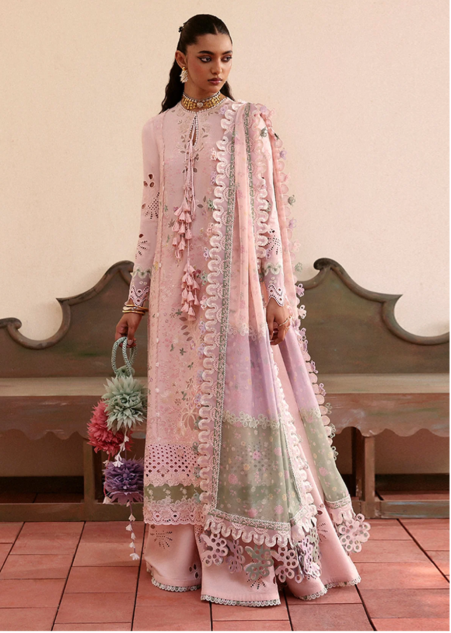 SUFFUSE  | LAWN 25 | LEENA