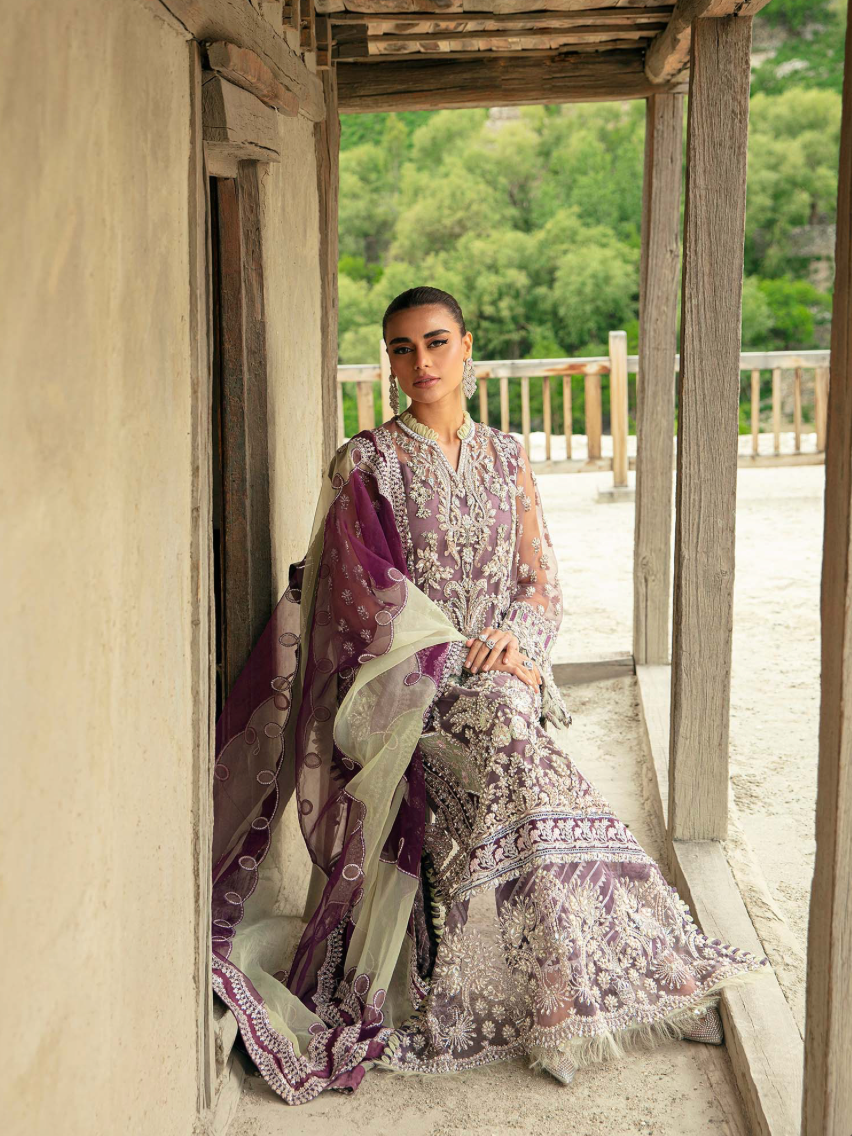 MARYUM HUSSAIN | FORMALS | ALMAS