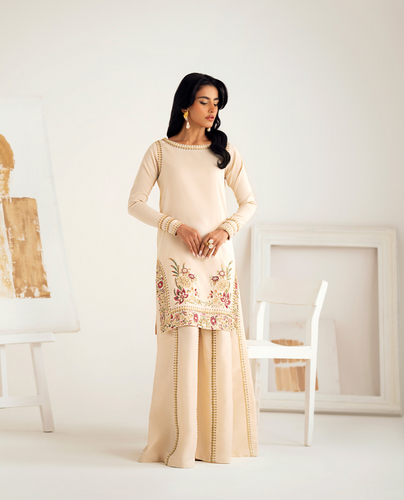 MARYUM N MARIA| PRET | CREAM AND GOLD