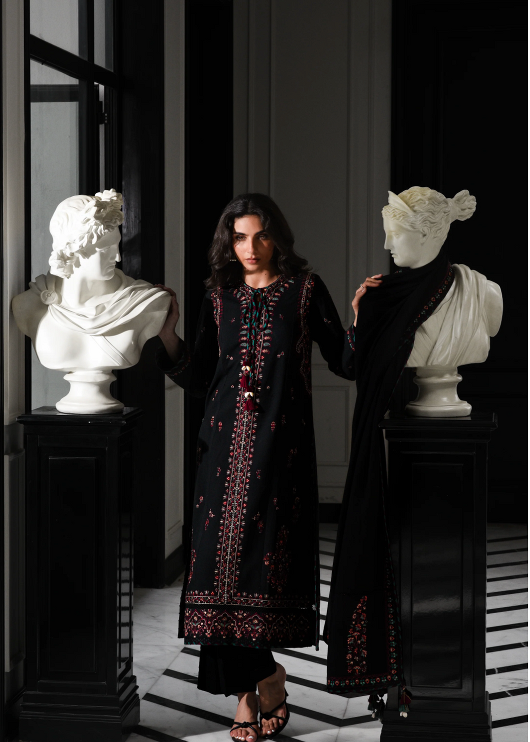 ZAIB | LUXURY KARANDI | BLACK KASHMIRI