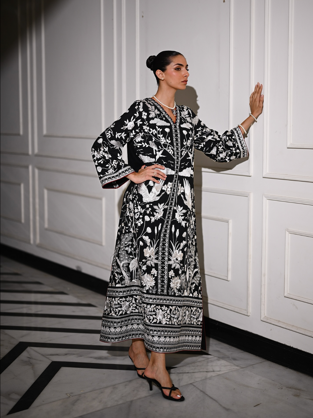 ZAIB | LUXURY KARANDI | BLACK LUXURY