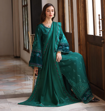 Load image into Gallery viewer, NOOR  | PASHMINA WINTER SHAWL | EMERALD REVERIE