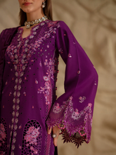 Load image into Gallery viewer, BIN ILYAS  |  WINTER SHAWL | KOTRAI