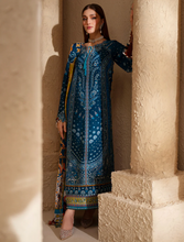 Load image into Gallery viewer, BIN ILYAS  |  WINTER SHAWL | KOTRAI