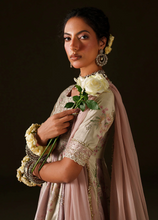 Load image into Gallery viewer, IZNIK  | VELVET| IV-77