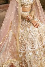 Load image into Gallery viewer, MOHSIN NAVEED RANJHA | ZARLISH MAKHFI 25 | KOHINOOR