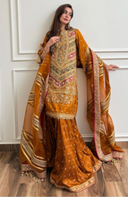 Load image into Gallery viewer, MOHSIN NAVEED RANJHA | ZARLISH MAKHFI 25 | RANJISH