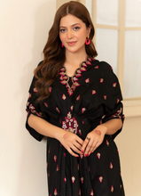 Load image into Gallery viewer, PRET | MEHRNAZ | KAFTAN