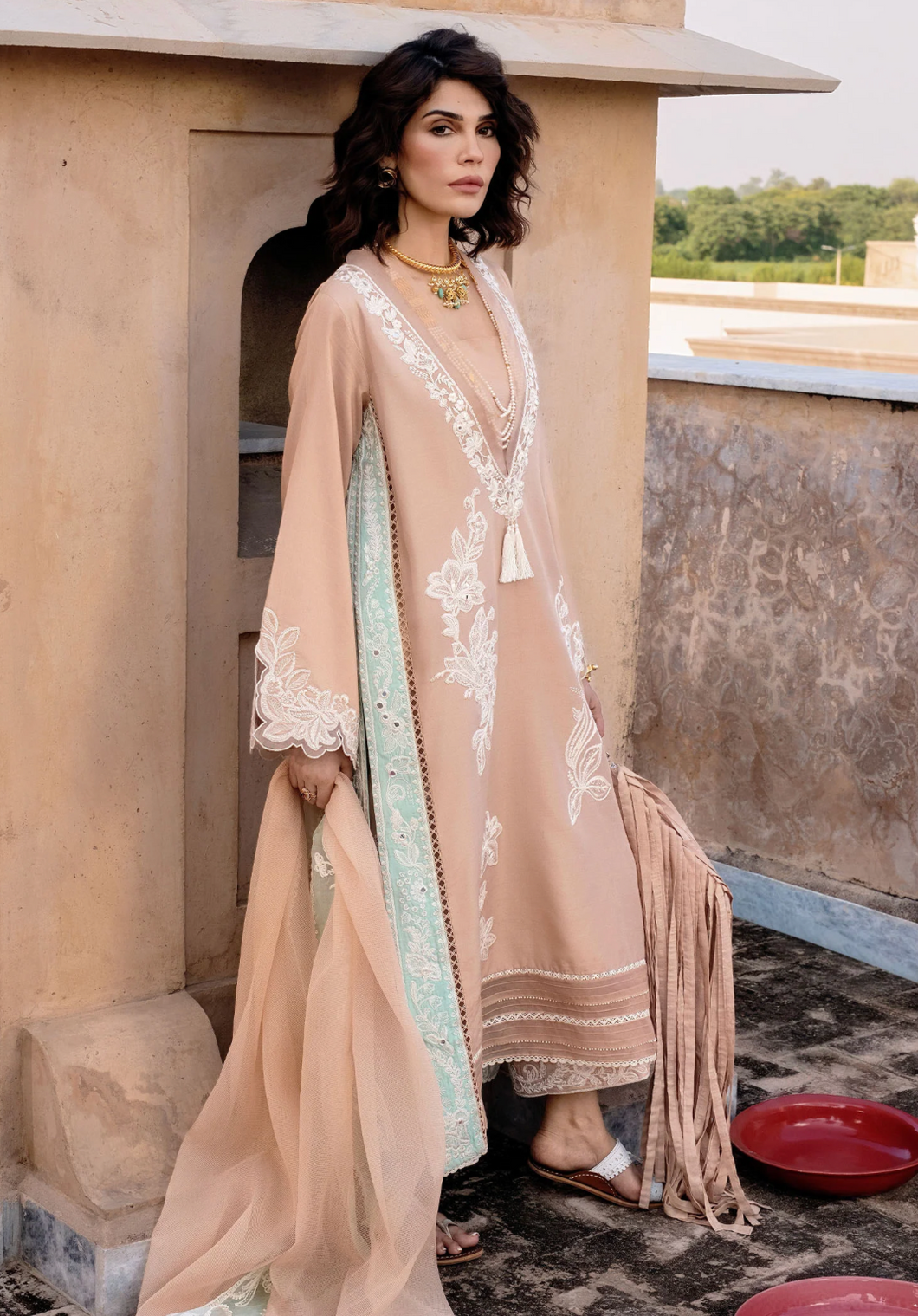 CRIMSON |  MITTI PRET 25 |  NAWABI NOTES