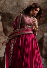 Load image into Gallery viewer, SAAD BIN SHAHZAD | SILK 25 | MAHNAZ