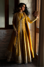 Load image into Gallery viewer, SAAD BIN SHAHZAD | SILK 25 | AMINA