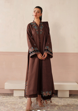 Load image into Gallery viewer, BAROQUE | KHADDAR PRET | 1237