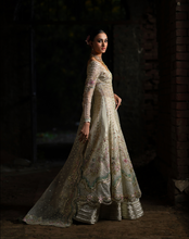 Load image into Gallery viewer, NYRA | WEDDING FESTIVE 25 | ERYA