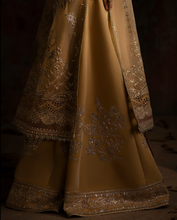 Load image into Gallery viewer, NYRA | WEDDING FESTIVE 25 | SUNEHRI
